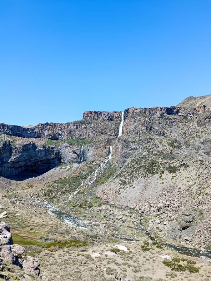 Cerro Colorado Lago Colbun Alojamento *