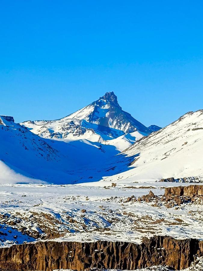 Cerro Colorado Lago Colbun * Talca (Maule)