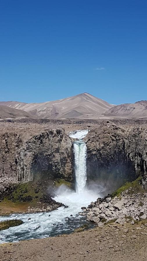 Cerro Colorado Lago Colbun