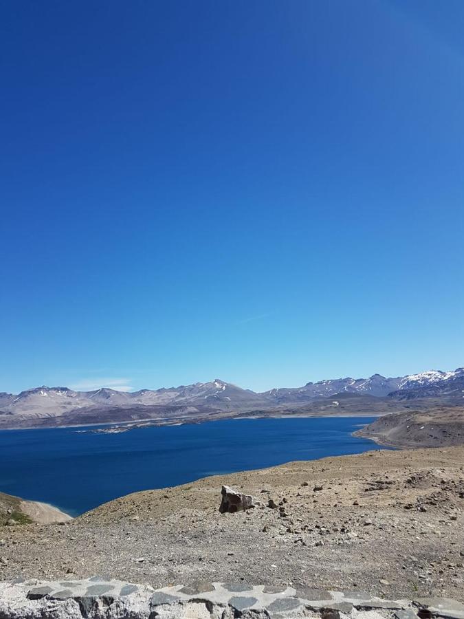 Cerro Colorado Lago Colbun *