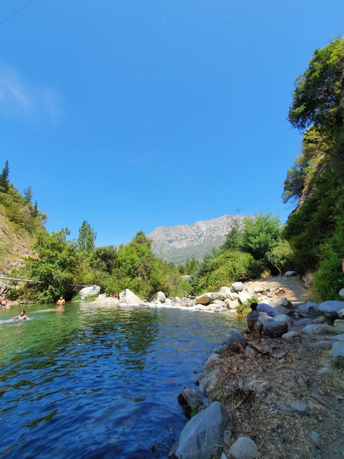 Cerro Colorado Lago Colbun *